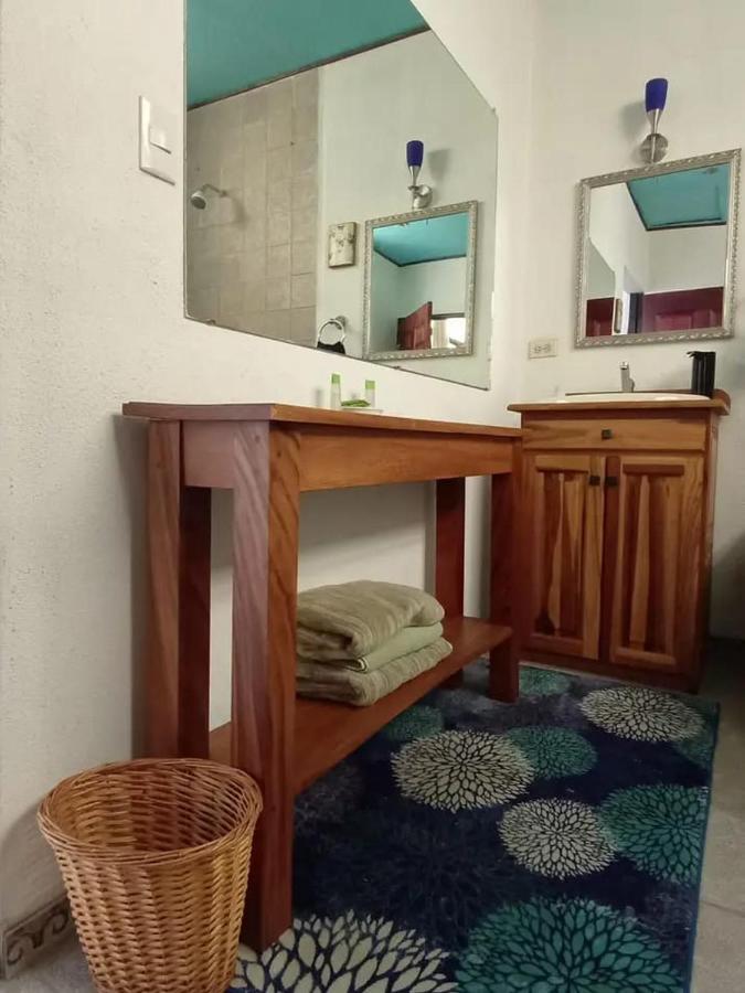 Nirvana Apartament Hostal Río Segundo エクステリア 写真