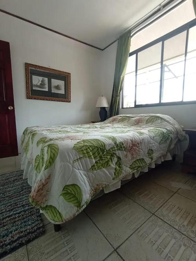 Nirvana Apartament Hostal Río Segundo エクステリア 写真