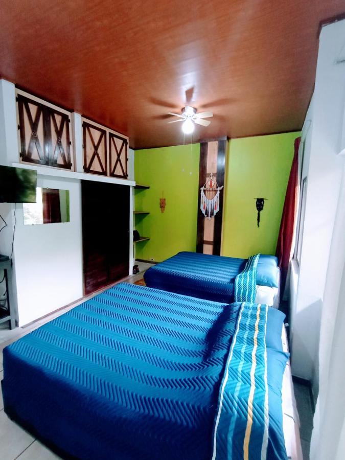 Nirvana Apartament Hostal Río Segundo エクステリア 写真
