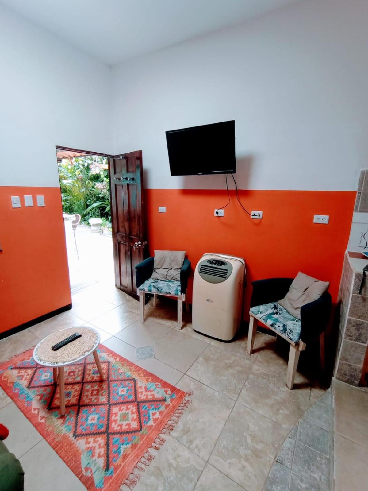 Nirvana Apartament Hostal Río Segundo エクステリア 写真