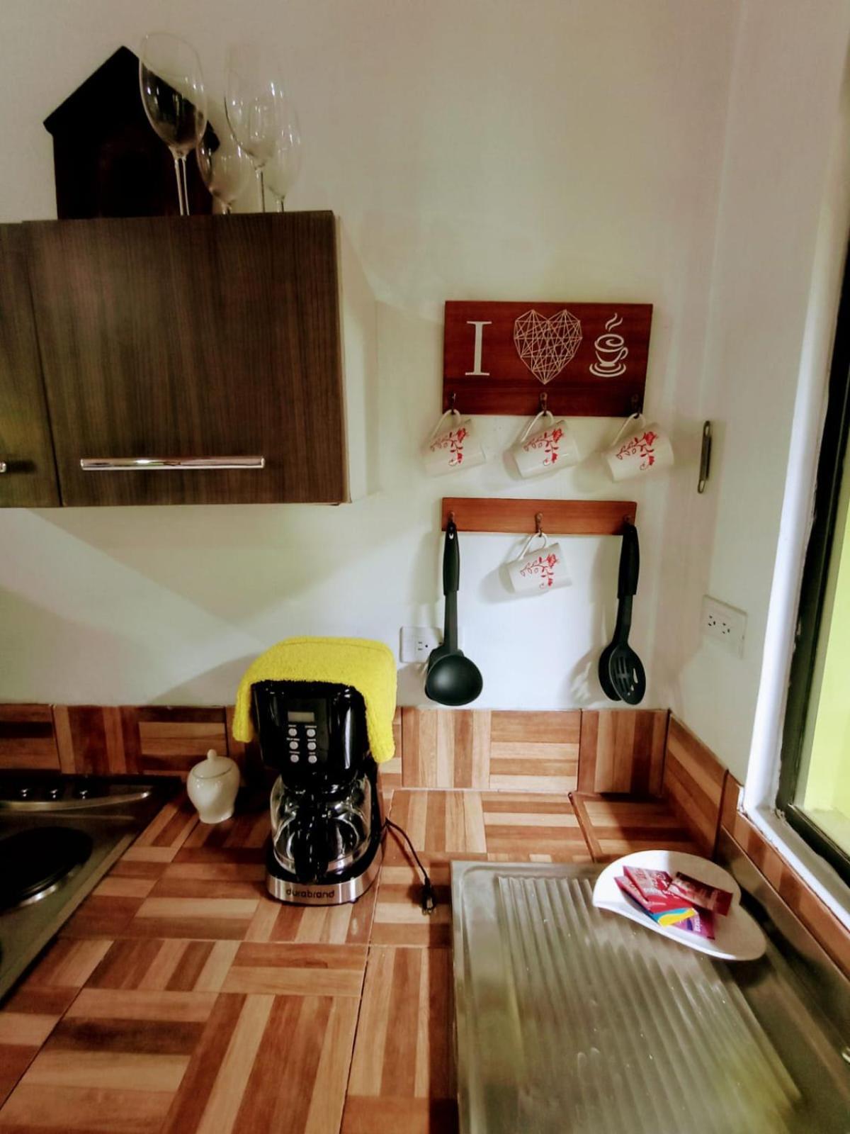 Nirvana Apartament Hostal Río Segundo エクステリア 写真